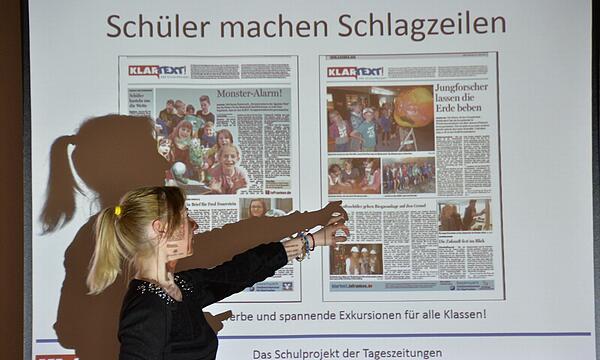 Redakteur*innen stehen den KLARTEXT!-Schüler*innen Rede und Antwort  oder bieten praktische Workshops an.