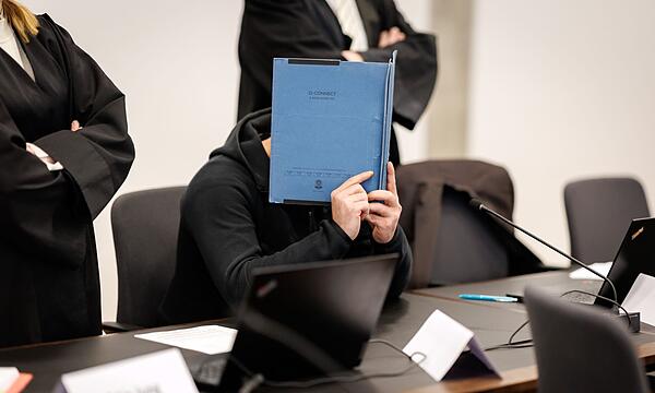 Prozess um Messerattacke auf Spielplatz