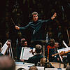 Chefdirigent Jakub Hruša gibt mit den Bamberger Symphonikern vier Konzerte in den USA. Jakub Hrusa