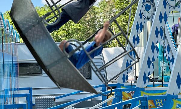 Auf einer Kerwa bei Eckental kam es im Bereich der Schiffschaukel zu einem Unfall.