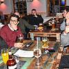 Ali-Cemil Sat (2.v.l.) verfolgt mit seinen Parteigenossen die ersten Hochrechnungen im Lichtenfelser Stadtknecht. Ali-Cemil Sat (2.v.l.) verfolgt mit seinen Parteigenossen die ersten Hochrechnungen im Lichtenfelser Stadtknecht.