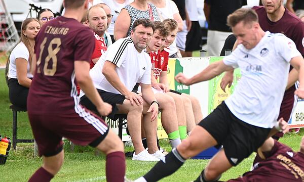 Trainer Mario Lochmann hat zwischen den beiden Relegationsrunden mit seinem Team hart trainiert.