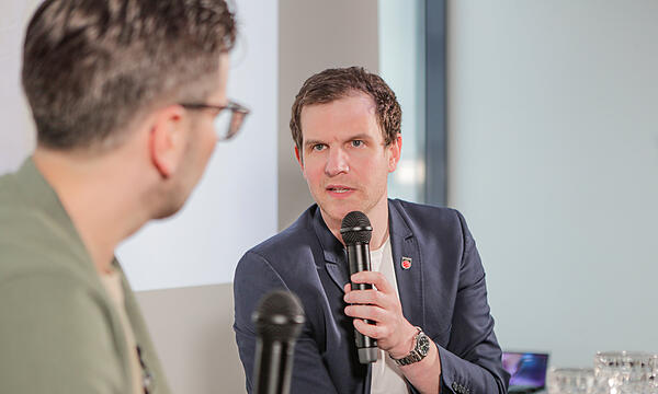Philipp Höhne (rechts) war bei FT Sport - Der Talk zu Gast und stand Moderator Maximilian Glas Rede und Antwort.
