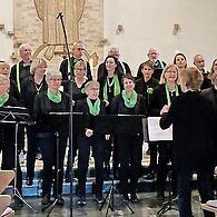 Der Gospelchor „Lift your Voice“ trat in der Friedenskirche auf.
