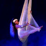 Akrobatik und mehr hat der Circus Alaska zu bieten.