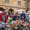 Der Innenhof des Thurnauer Schlosses bietet ein schönes Ambiente für den Lenzrosenmarkt. Der Innenhof des Thurnauer Schlosses bietet ein schönes Ambiente für den Lenzrosenmarkt.