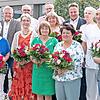 Das Bild zeigt die Geehrten zusammen mit (von links) Geschäftsführerin Brigitte Angermann, Landrat Klaus Peter Söllner und Personalratsvorsitzendem Frank Wilzok sowie OB Ingo Lehmann (Fünfter von rechts).