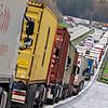 Autobahnstau wegen Blockabfertigung