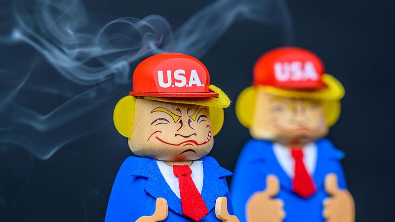 Trump als Räuchermännchen