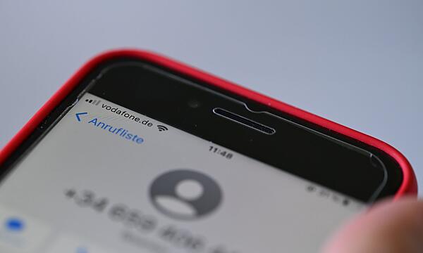 Vodafone-Handy mit Betrugsnummer