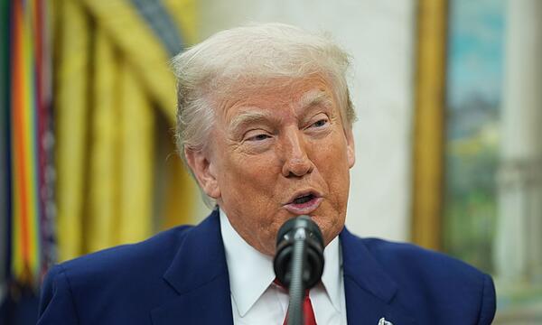 US-Präsident Trump bei Vereidigung im Weißen Haus