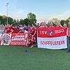 Der TSV Staffelstein bejubelt den erneuten Klassenerhalt - und verabschiedet seinen Goalgetter Simon Fischer.