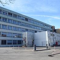 Die Lorenz-Kaim-Schule, das berufliche Schulzentrum in Kronach, steht mit Abriss und Neubau vor großen Herausforderungen.