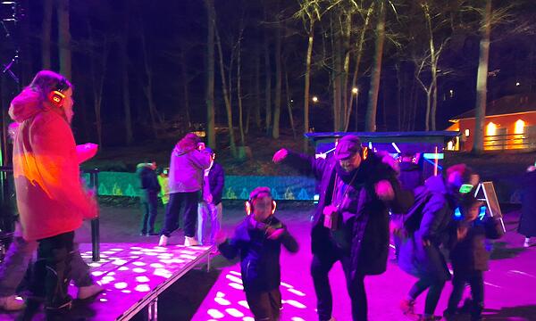 Die Silent Disco lockte bereits im vergangenen Jahr viele Menschen an.Silent Disco im Kellerwald