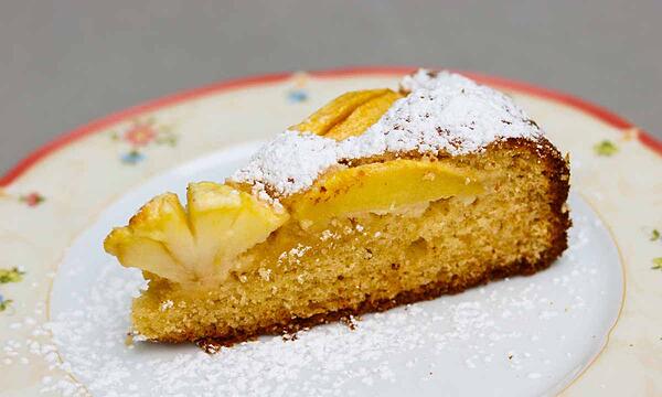 Apfelkuchen nach Omas Rezept, der immer gelingt und schmeckt!