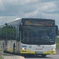 Ab September 2026 könnten E-Busse Kinder der Realschule Höchstadt fahren.