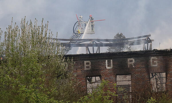 Brand Lokschuppen Coburg: hoher Schaden - Ursache unklar