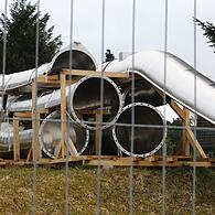 Die Röhren und Schalen für eine 30 Meter lange Rutsche in den Lautengrund sind bereits vorhanden. Bis zur offiziellen Eröffnung des „Naturerlebnis.Wäldla“ am 2. Mai soll sie installiert sein.