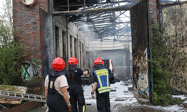 Brand Lokschuppen Coburg: hoher Schaden - Ursache unklar