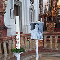 Bild mit Osterkerze zum stellen Gebet in der Basilika Marienweiher..