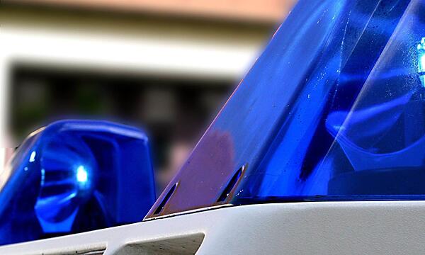 Die Polizei lieferte sich im Landkreis Coburg eine Verfolgungsjagd mit einem Autofahrer.