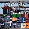 Container im Duisburger Hafen