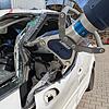 Ein Rettungsspreizer aus dem Hause Lukas Hydraulik im Einsatz. Damit lassen sich nach Unfällen zum Beispiel verklemmte Türen von Autos aufdrücken. Ein Rettungsspreizer aus dem Hause Lukas Hydraulik im Einsatz. Damit lassen sich nach Unfällen zum Beispiel verklemmte Türen von Autos aufdrücken.