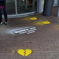 Protest-Graffiti vor Edeka-Filialen in Kronach und Lichtenfels