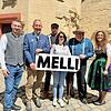 Zwei Tage nach der verpassten Wahl zur Bayerischen Bierkönigin können Melanie Streit und ihre Unterstützer wieder lachen.