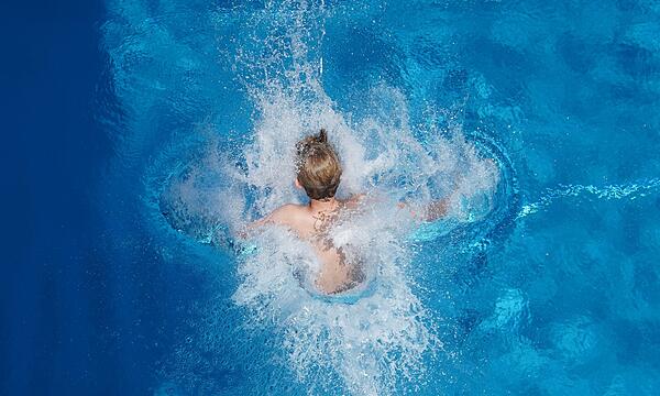 Schwimmbad