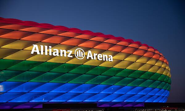 Christopher Street Day in München - Allianz Arena