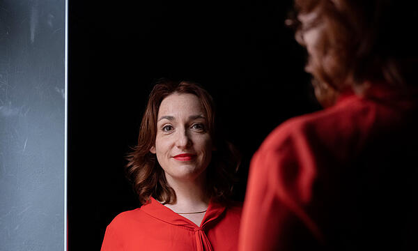 Christl Sittenauer ist im Jungen Theater zu sehen.