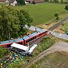 Mehrere Verletzte bei Zusammenstoß von Bahn und Lkw