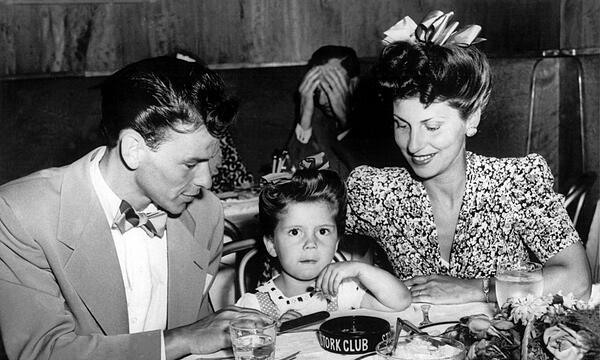 Frank Sinatra mit seiner Familie