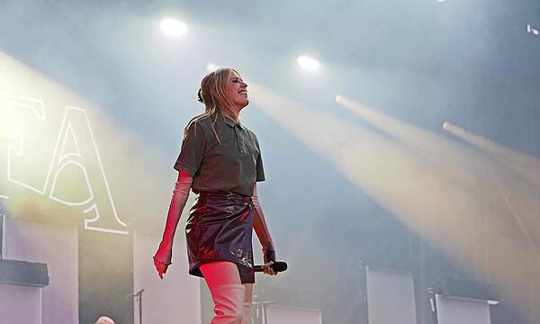 LEA am Huk Open Air am Coburger Schlossplatz