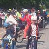 Etwa 60 Kinder und Eltern bildeten die bunte Kulisse der Fahrraddemo durch Höchstadt.