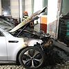 Die Wagen brannten Nahe des Rathauses. Die Wagen brannten Nahe des Rathauses.