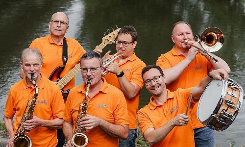 Handgemacht, ohne jeden Verstärker spielt die Band „D.A.B. – Die andere Blasmusik“ am Freitag, 23. Mai, um 19 Uhr beim Feierabendkonzert im Siebener Park.