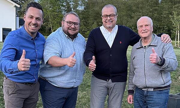 Die Christsozialen nominieren den 40-jährigen Daniel Kleinheinz (von links) als Bürgermeisterkandidat für Wildflecken. Im Wahlkampf wollen die Vorsitzenden des Ortsverbandes Herbert Nowak, Peter Nietsch und Walter Gutmann (Altbürgermeister) den zw...