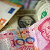 Chinesische Yuan, US-Dollar und Euro