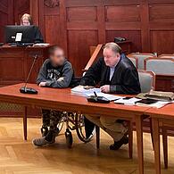 Prozess wegen Mordes in einer Wohngemeinschaft