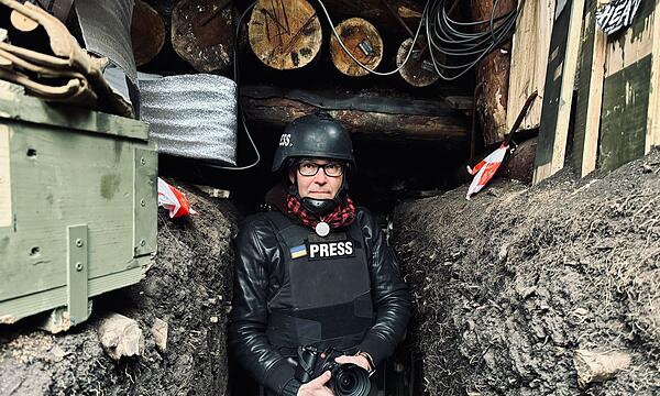 Kriegsfotograf Till Mayer aus Bamberg im Einsatz.