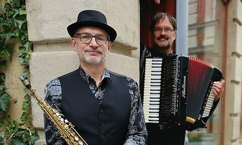 Das Duo Stephan Greisinger & Fred Munker interpretiert alte Stücke mit einem Hauch von Jazz  neu.
