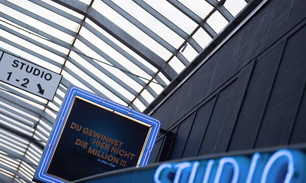 „Du gewinnst hier nicht die Million !!!“ - Fernsehstudio