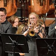 Die drei Solotrompeter Nic, Anne und Lars spielten virtuos „Bugler’s Holiday“.