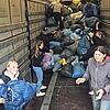 Bei der Altkleidersammlung in Ebensfeld beteiligten sich zahlreiche Helferinnen und Helfer.