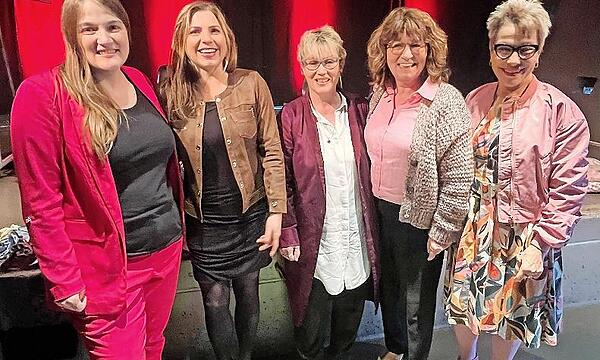 Bei der Veranstaltung im E-Werk (von links): Ronja Endres, Claudia Belzer, Gabriela Heinrich, Martina Stamm-Fibich und Felicitas Traub-Eichhorn.