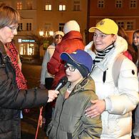 Gregori freut sich, wenn er helfen kann.