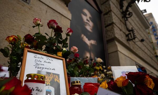 Gedenken an Rosenstolz-Sängerin Anna R.