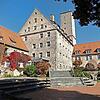 Auf dem Gelände des Jugendhauses Burg Feuerstein findet das Festival statt.
